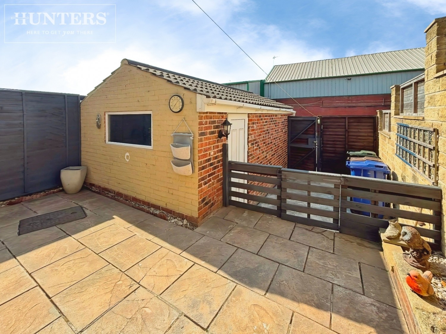 2 bedroom House for sale in Summer Lane, Barnsley