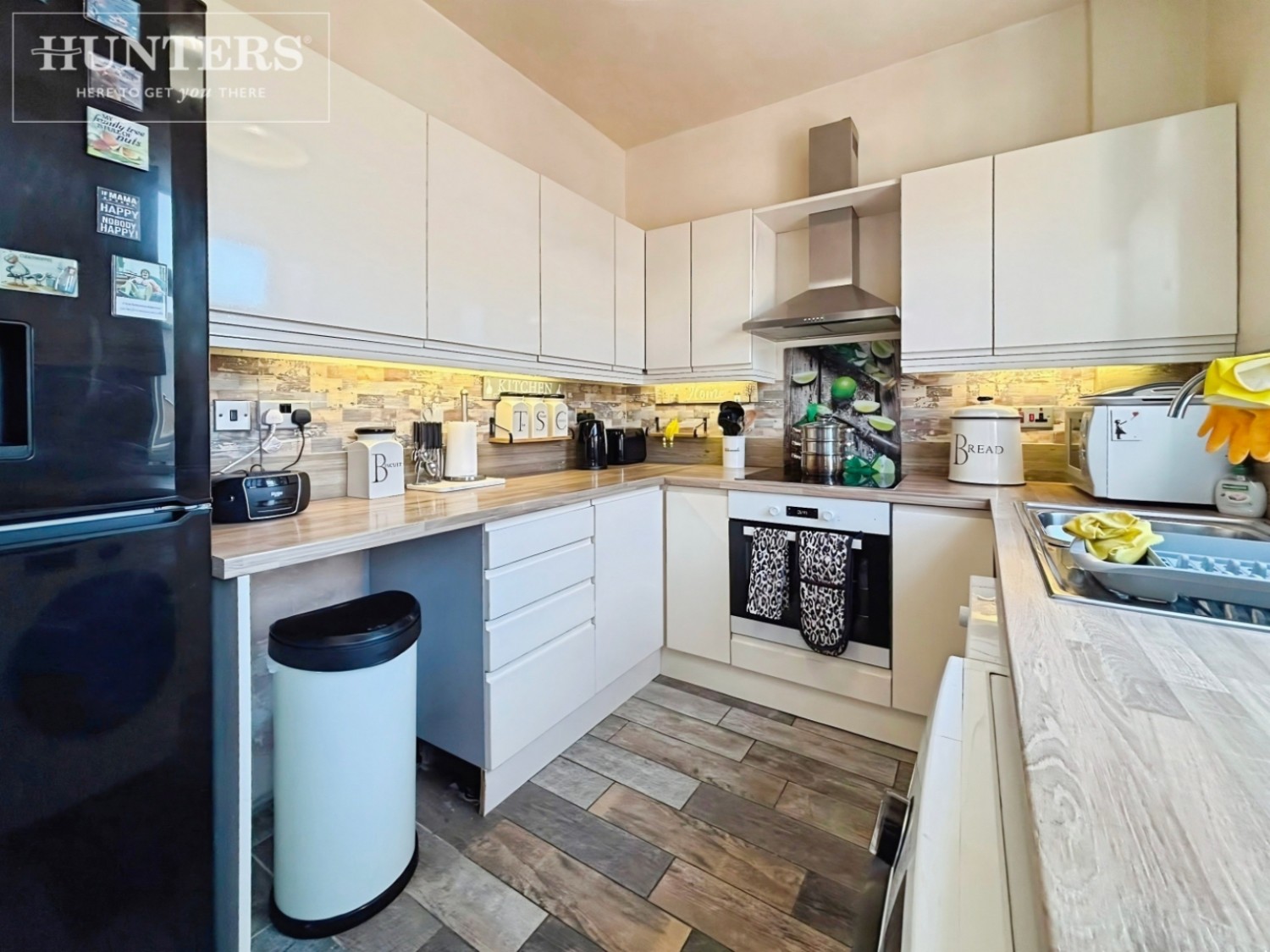 2 bedroom House for sale in Summer Lane, Barnsley
