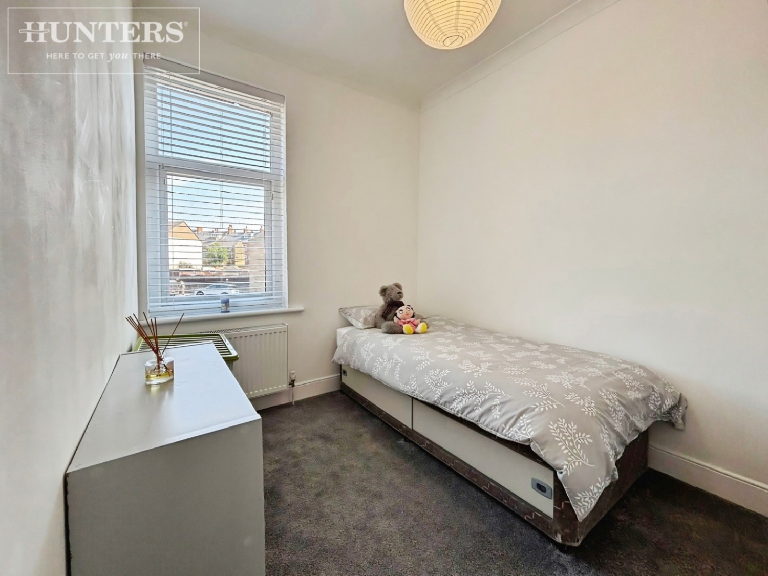 2 bedroom House for sale in Summer Lane, Barnsley