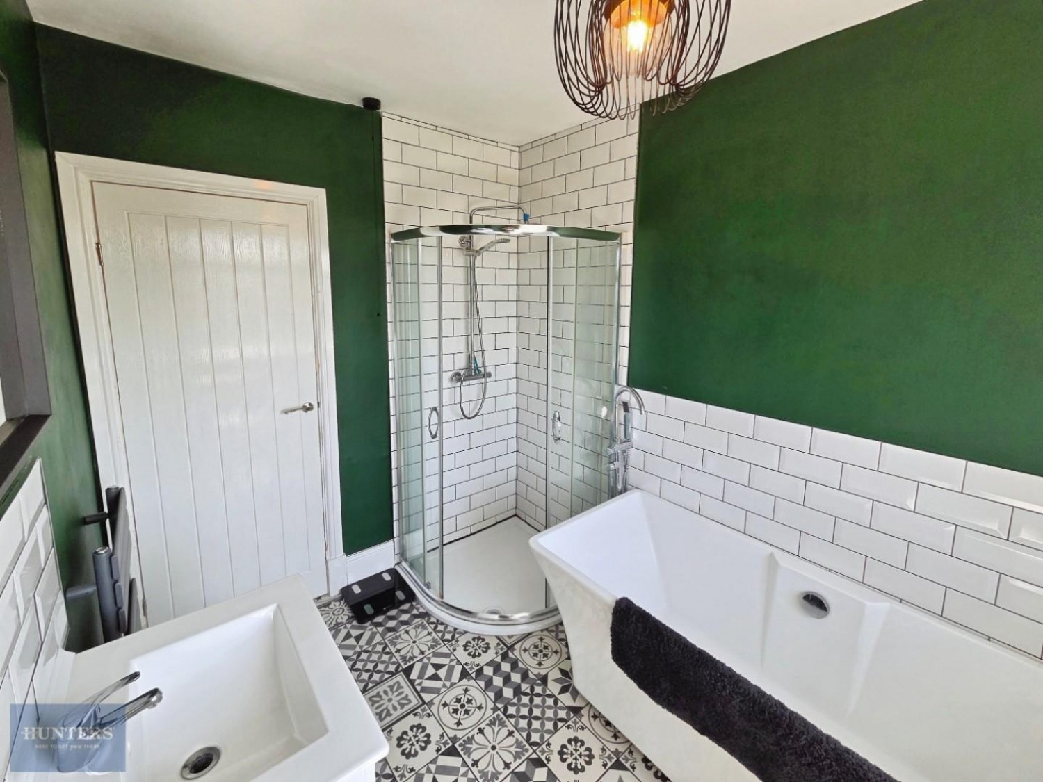 3 bedroom House to let in Quinton Lane, Quinton, Birmingham