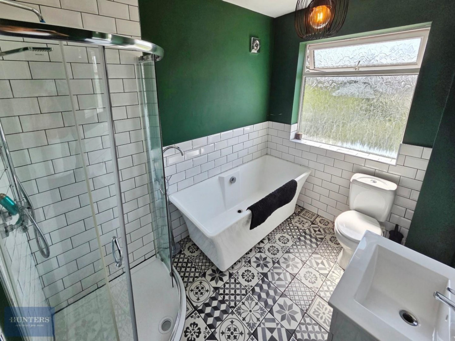3 bedroom House to let in Quinton Lane, Quinton, Birmingham