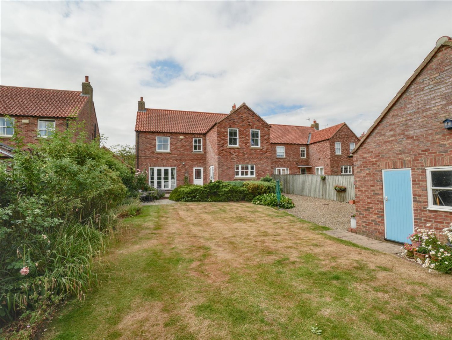 5 bedroom House for sale in Chestnut Meadows, Tollerton, York, North Yorkshire