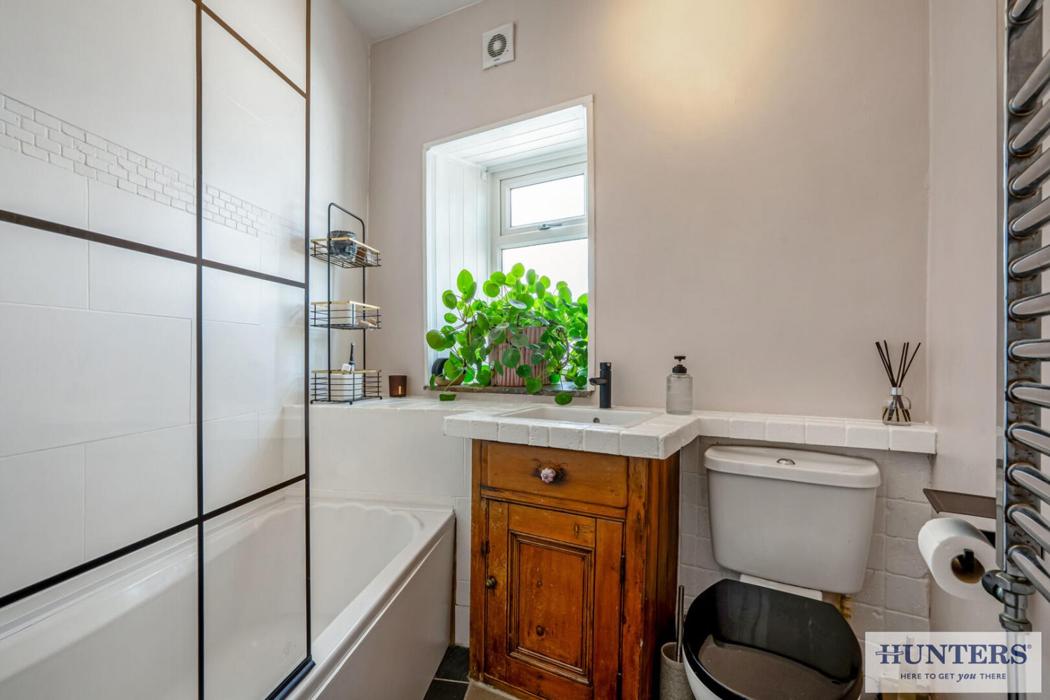 2 bedroom House for sale in Springfield Road, Guiseley, Leeds