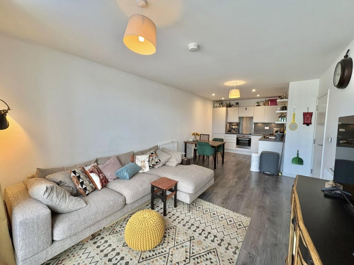 Laurina Apartments, Carnation Gardens, Hayes