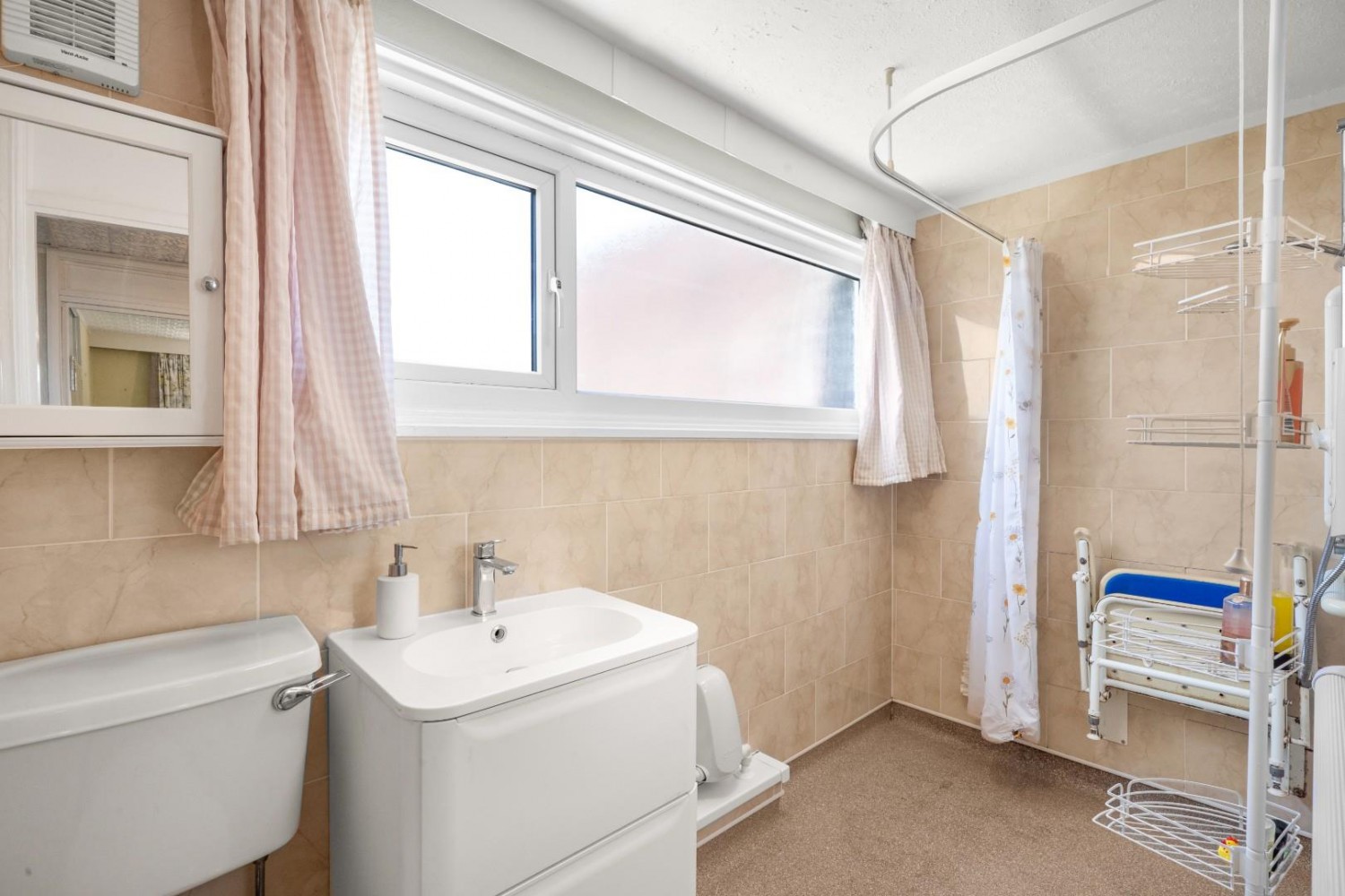 3 bedroom House for sale in Nursery Close, Alwoodley, Leeds