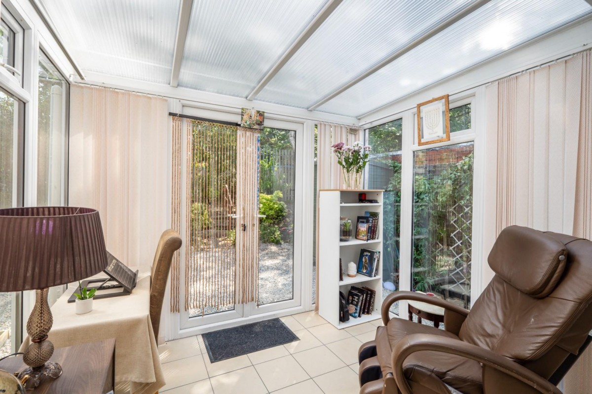 Nursery Close, Alwoodley, Leeds