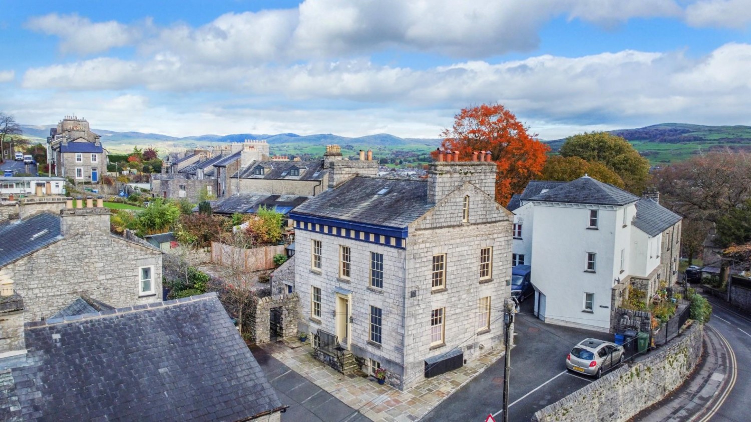 4 bedroom Flat for sale in Mount Pleasant, Kendal, LA9 4JS