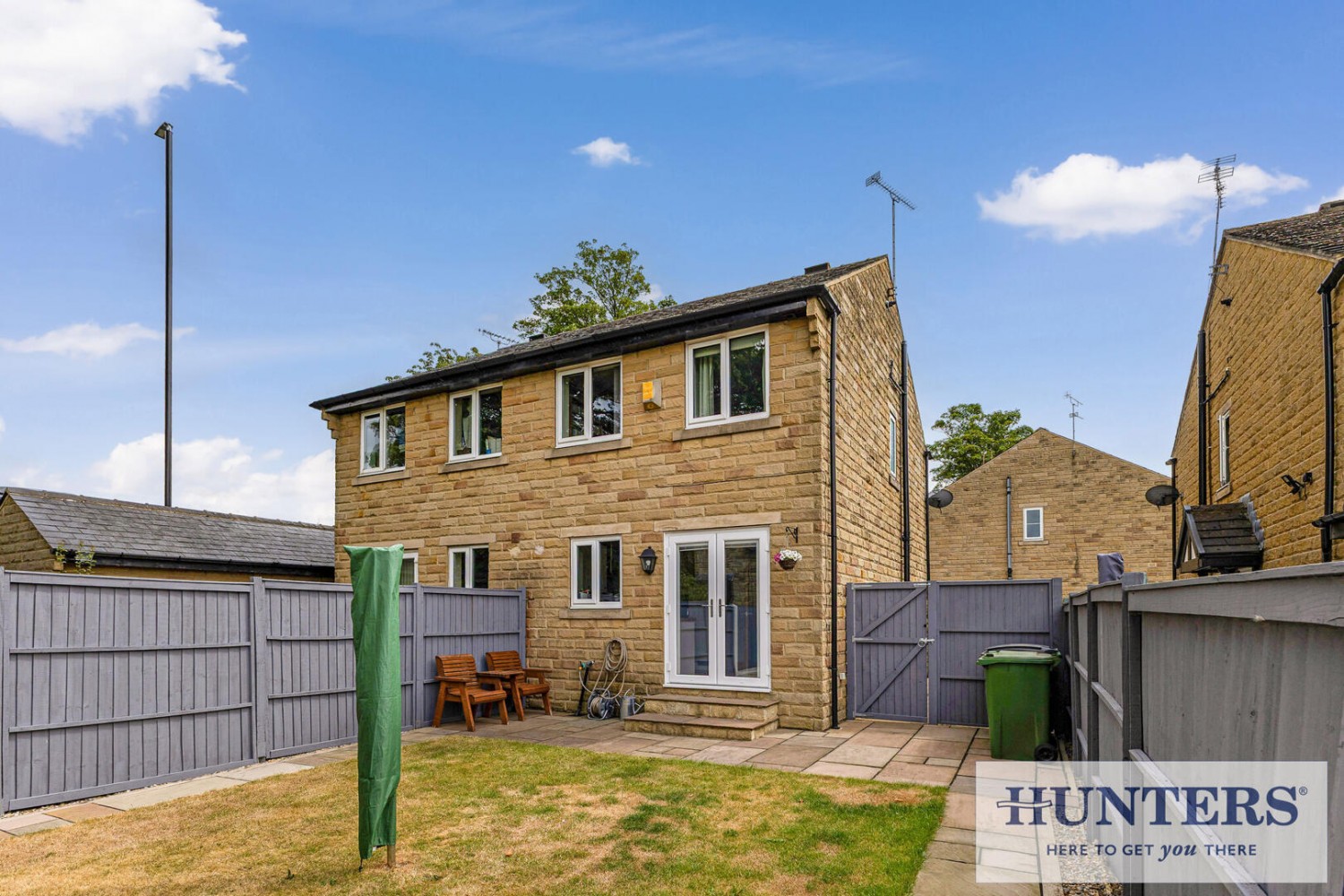 3 bedroom House for sale in Coverley Rise, Yeadon, Leeds