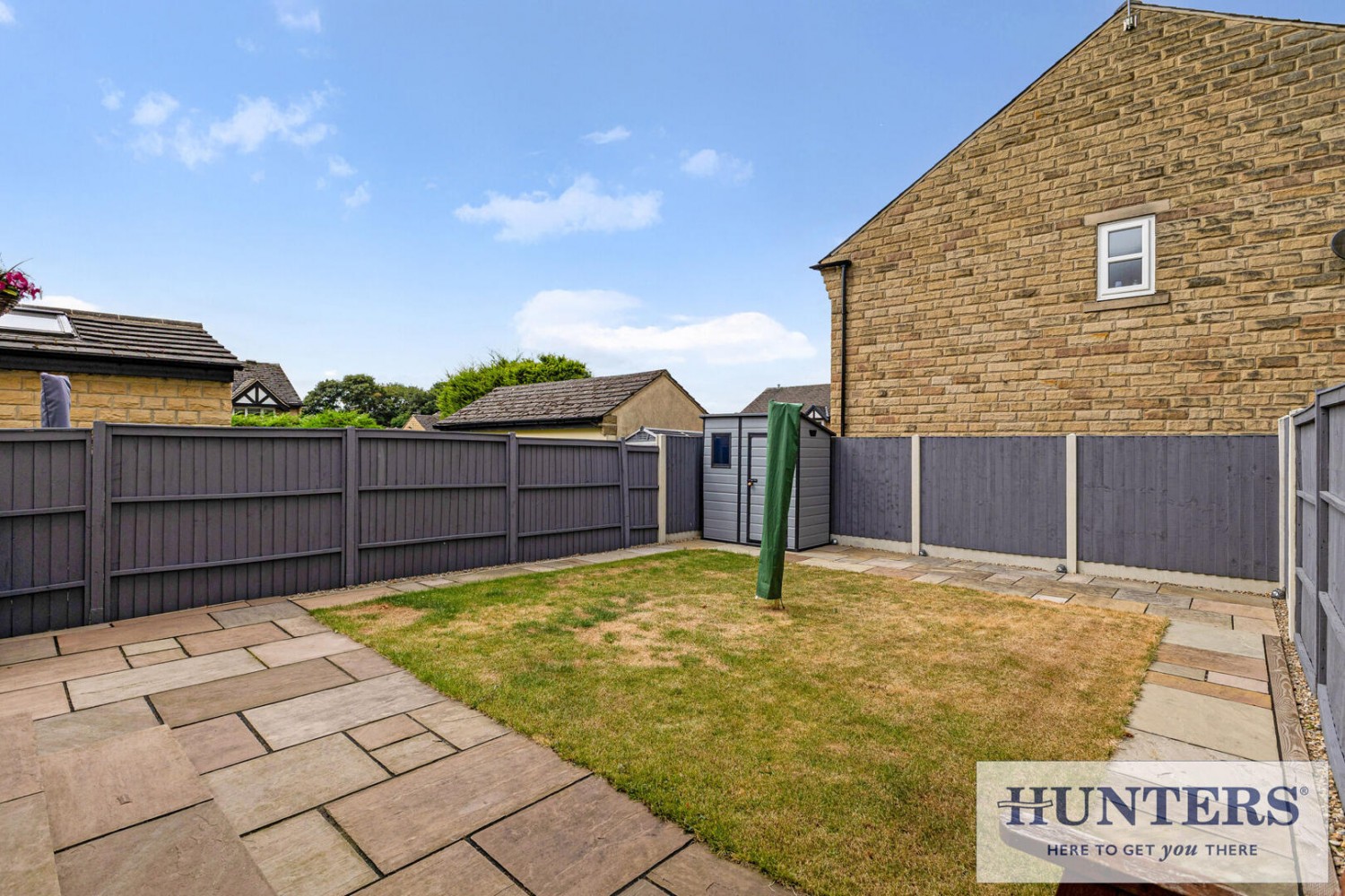 3 bedroom House for sale in Coverley Rise, Yeadon, Leeds