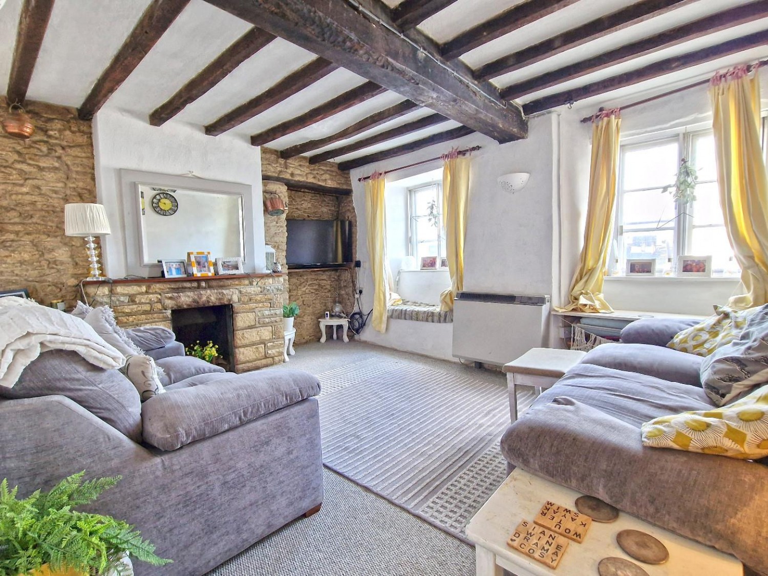 2 bedroom House for sale in Kings End, Bicester