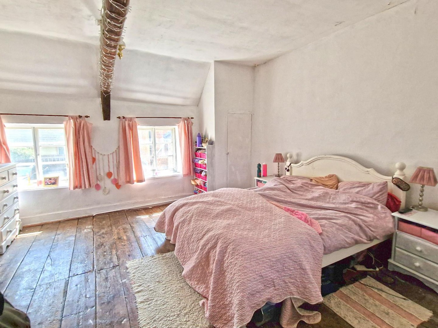2 bedroom House for sale in Kings End, Bicester