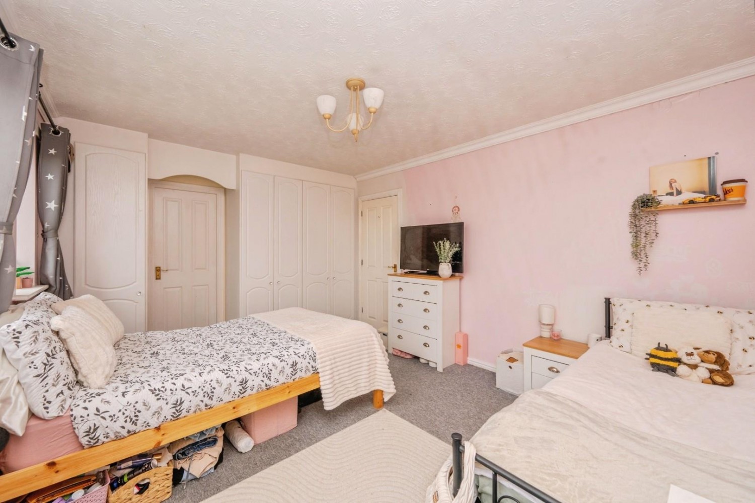 3 bedroom House for sale in Talland Avenue, Amington, Tamworth