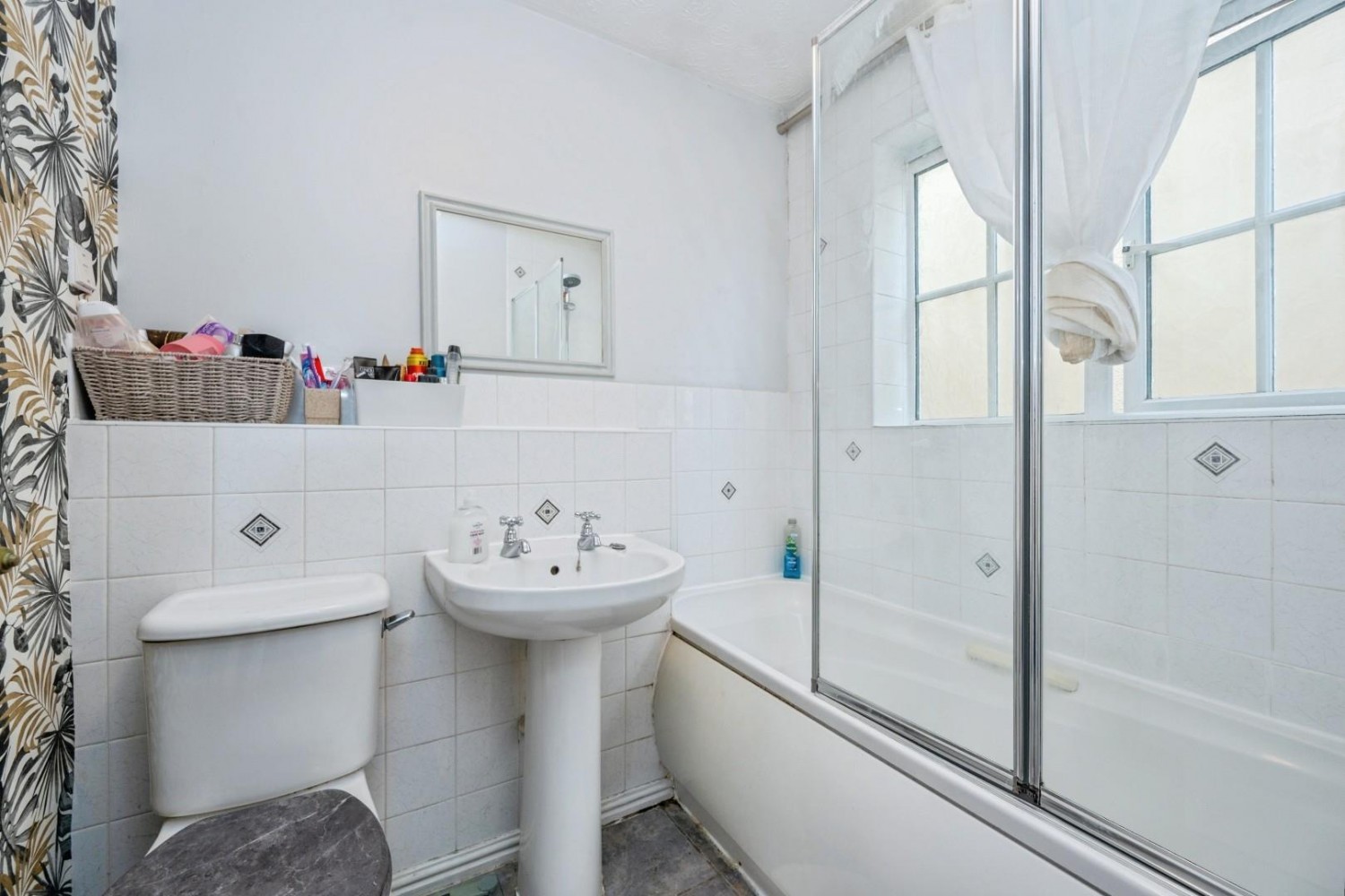 3 bedroom House for sale in Talland Avenue, Amington, Tamworth