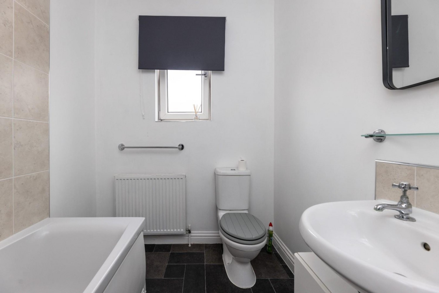 2 bedroom House for sale in Hugh Street, Castleford