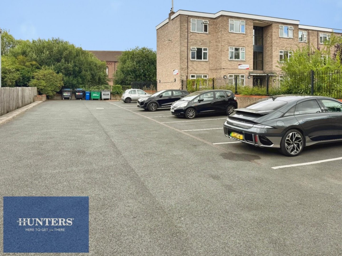 Heath Court, St. Augustines Crescent, Chesterfield, S40 2SE