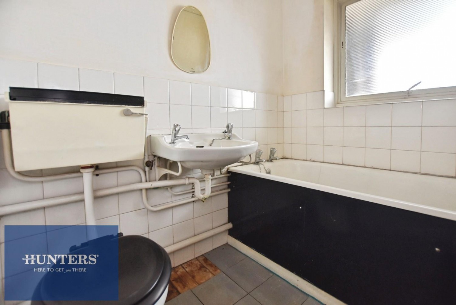 1 bedroom Flat for sale in Heath Court, St. Augustines Crescent, Chesterfield, S40 2SE