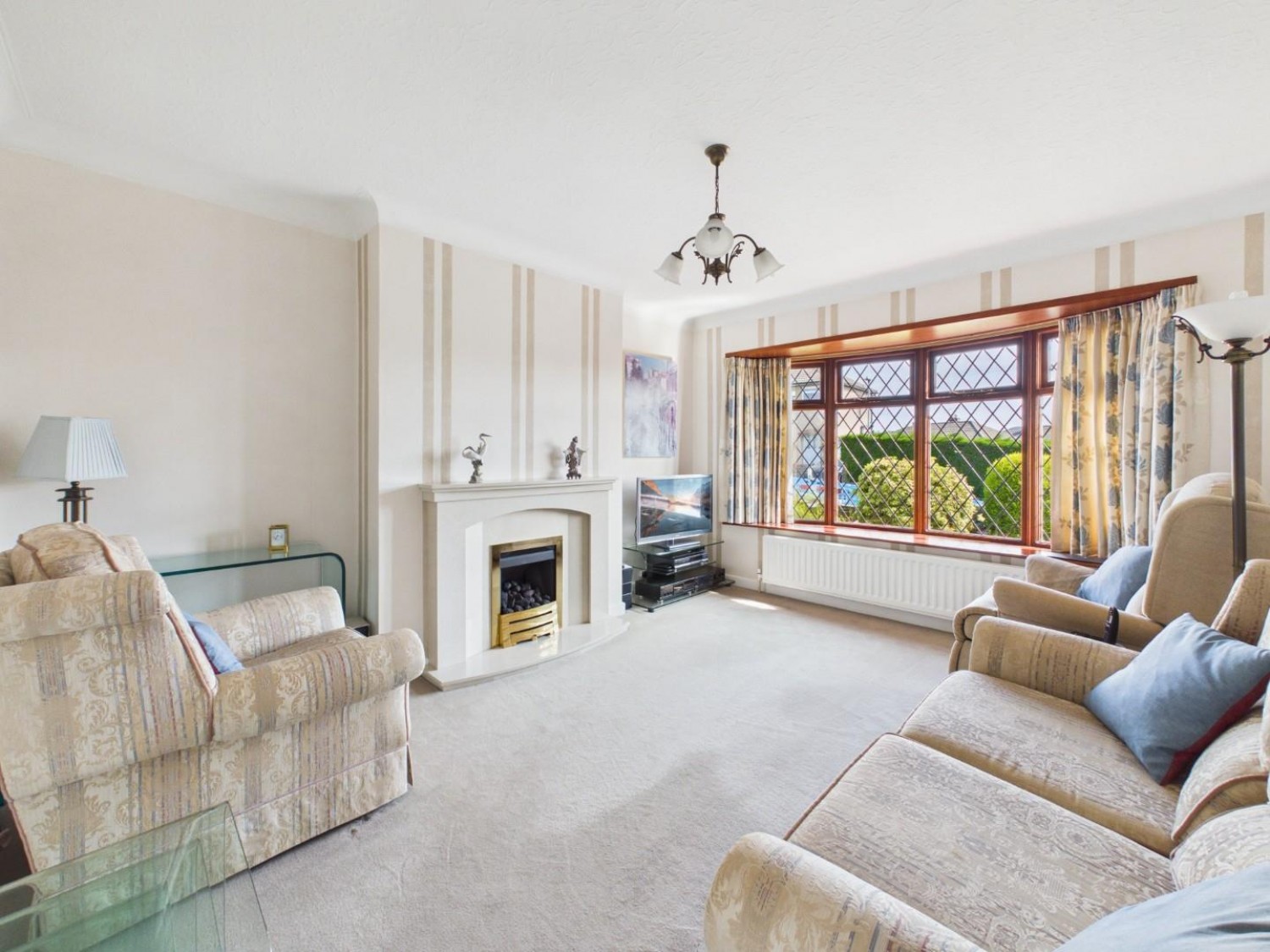 3 bedroom Bungalow for sale in Heaton Drive, Bingley, West Yorkshire