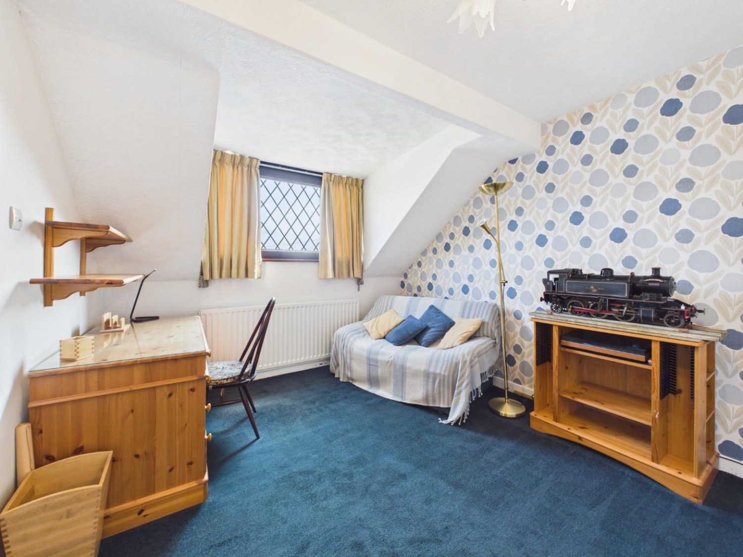 3 bedroom Bungalow for sale in Heaton Drive, Bingley, West Yorkshire