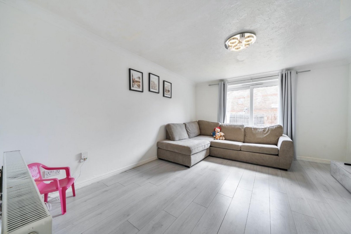 Sunningdale Close, London
