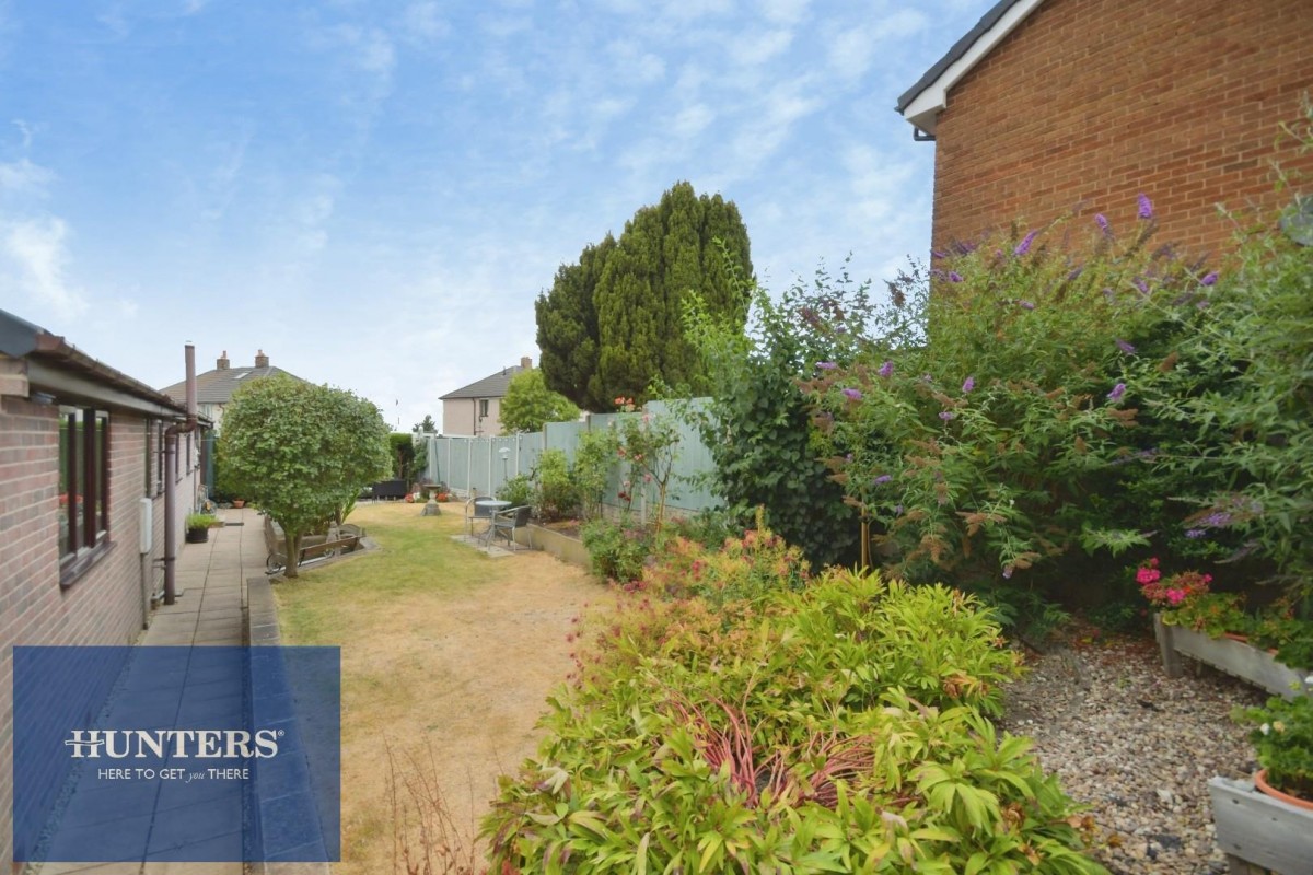 Renishaw Road, Mastin Moor, Chesterfield, S43 3DW