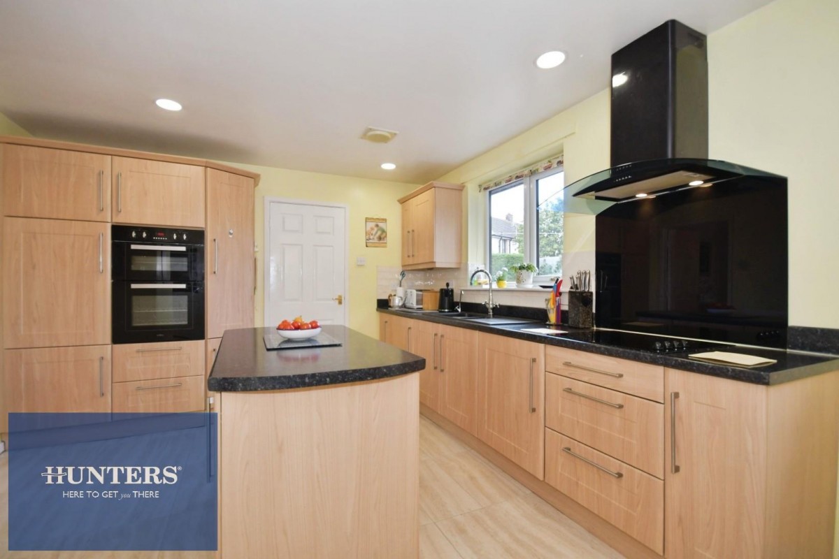 Renishaw Road, Mastin Moor, Chesterfield, S43 3DW