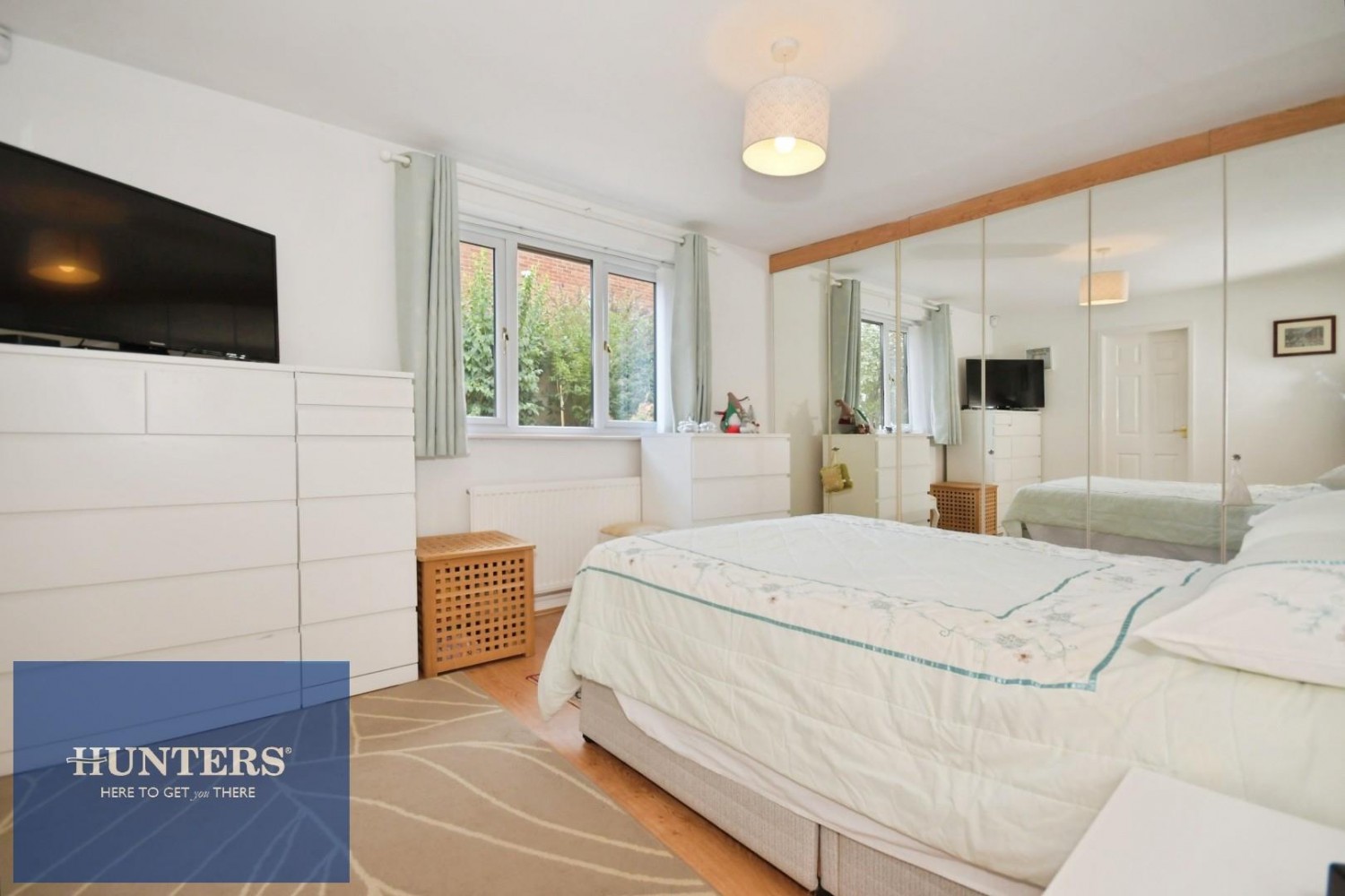 3 bedroom Bungalow for sale in Renishaw Road, Mastin Moor, Chesterfield, S43 3DW