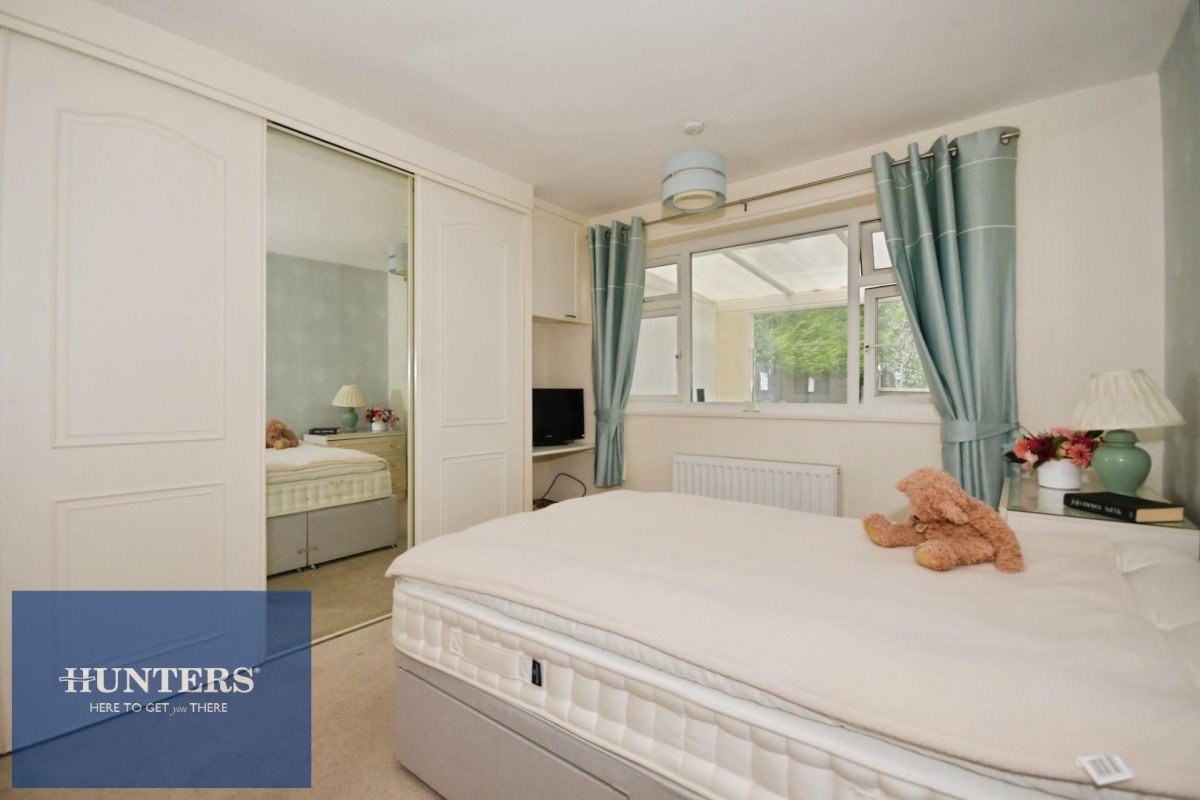 Lindale Road, Dunston, Chesterfield, S41 8JH