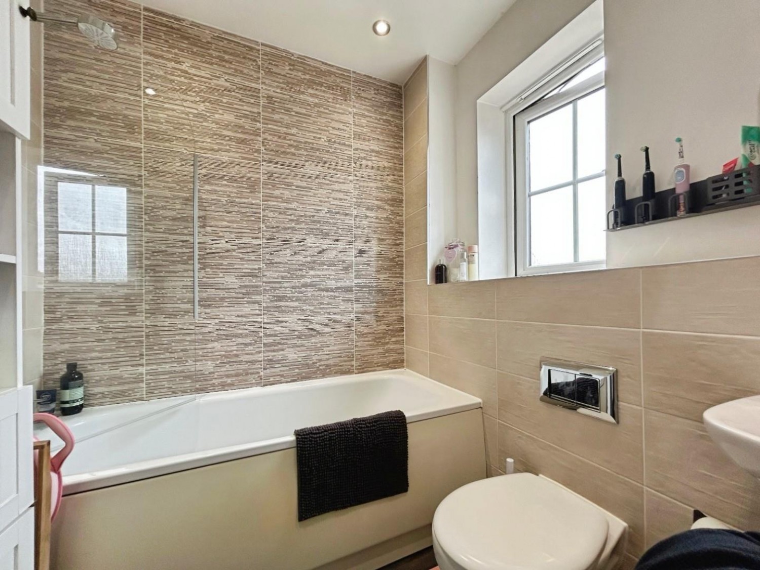 3 bedroom House for sale in Halton Gill Grove, Harrogate
