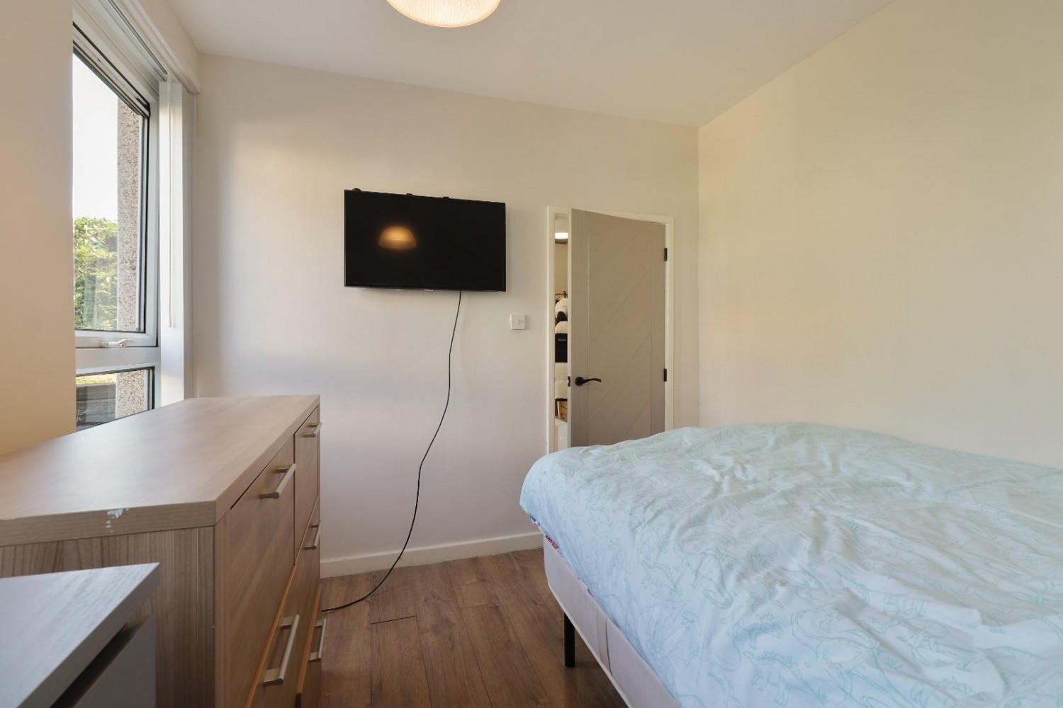 1 bedroom Flat for sale in Wisewood Avenue, Wisewood, Sheffield