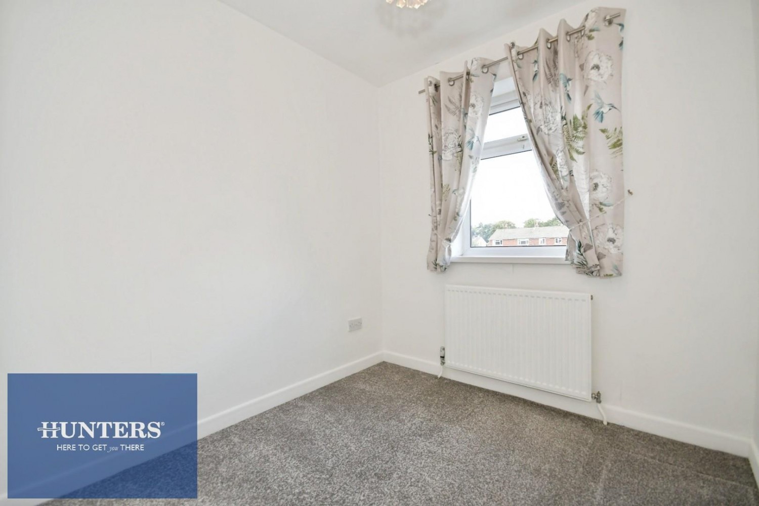 3 bedroom House for sale in Springvale Close, Danesmoor, Chesterfield, S45 9SA