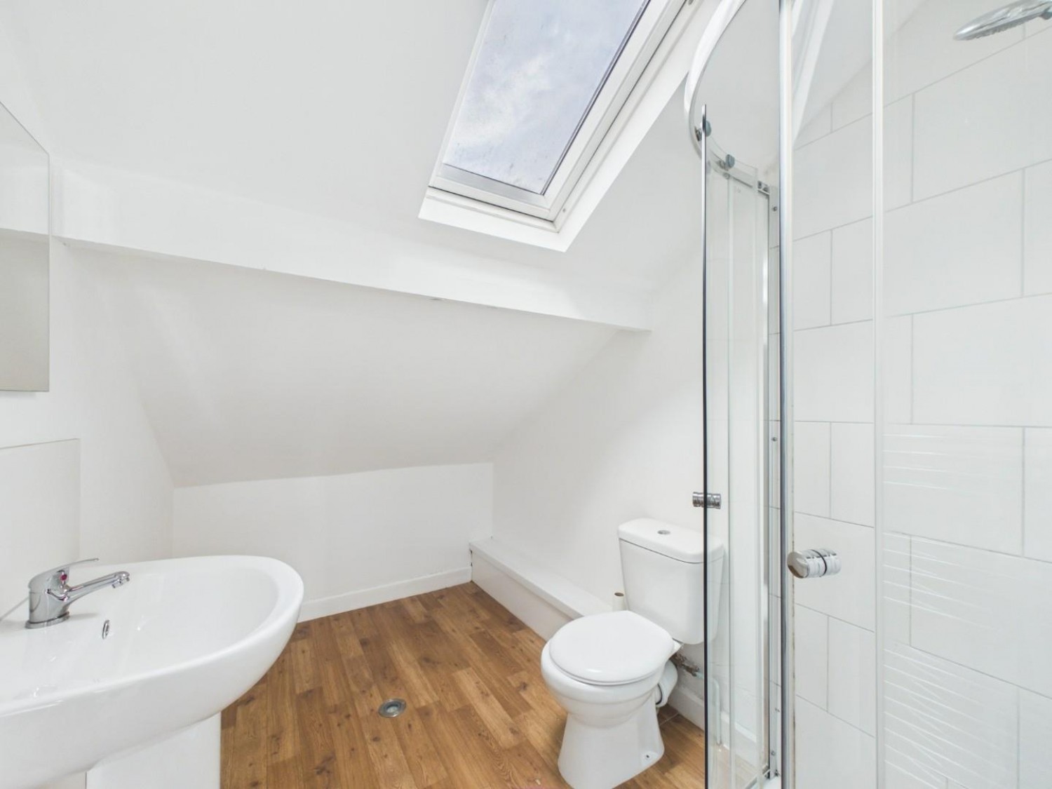 3 bedroom House for sale in Elliott Street, Shipley