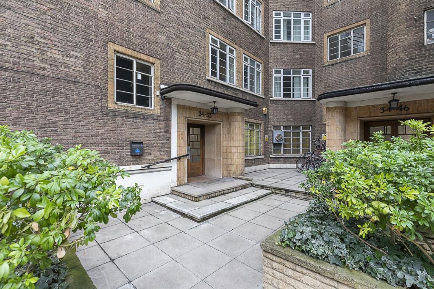 5 bedroom Flat to let in Regency Lodge, Adelaide Road, London, NW3
