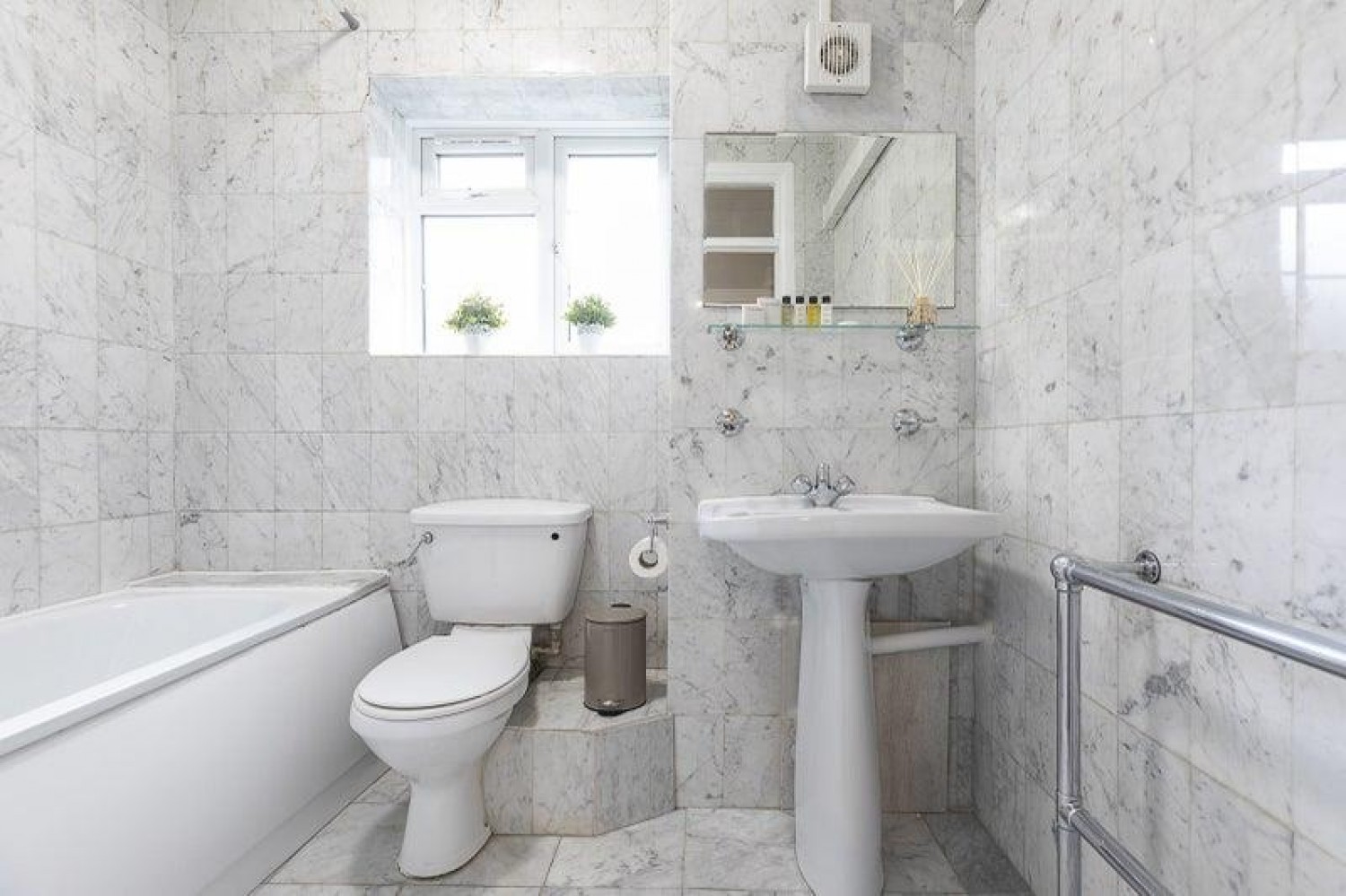 5 bedroom Flat to let in Regency Lodge, Adelaide Road, London, NW3