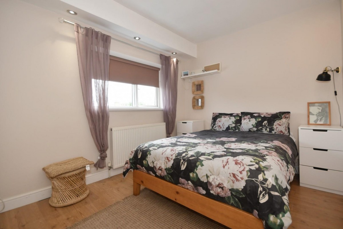 Queen Victoria Road, New Tupton, Chesterfield