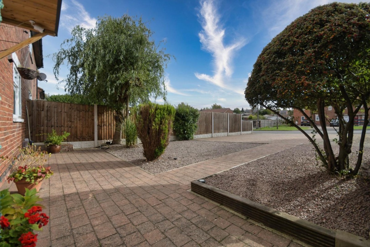 Queen Victoria Road, New Tupton, Chesterfield
