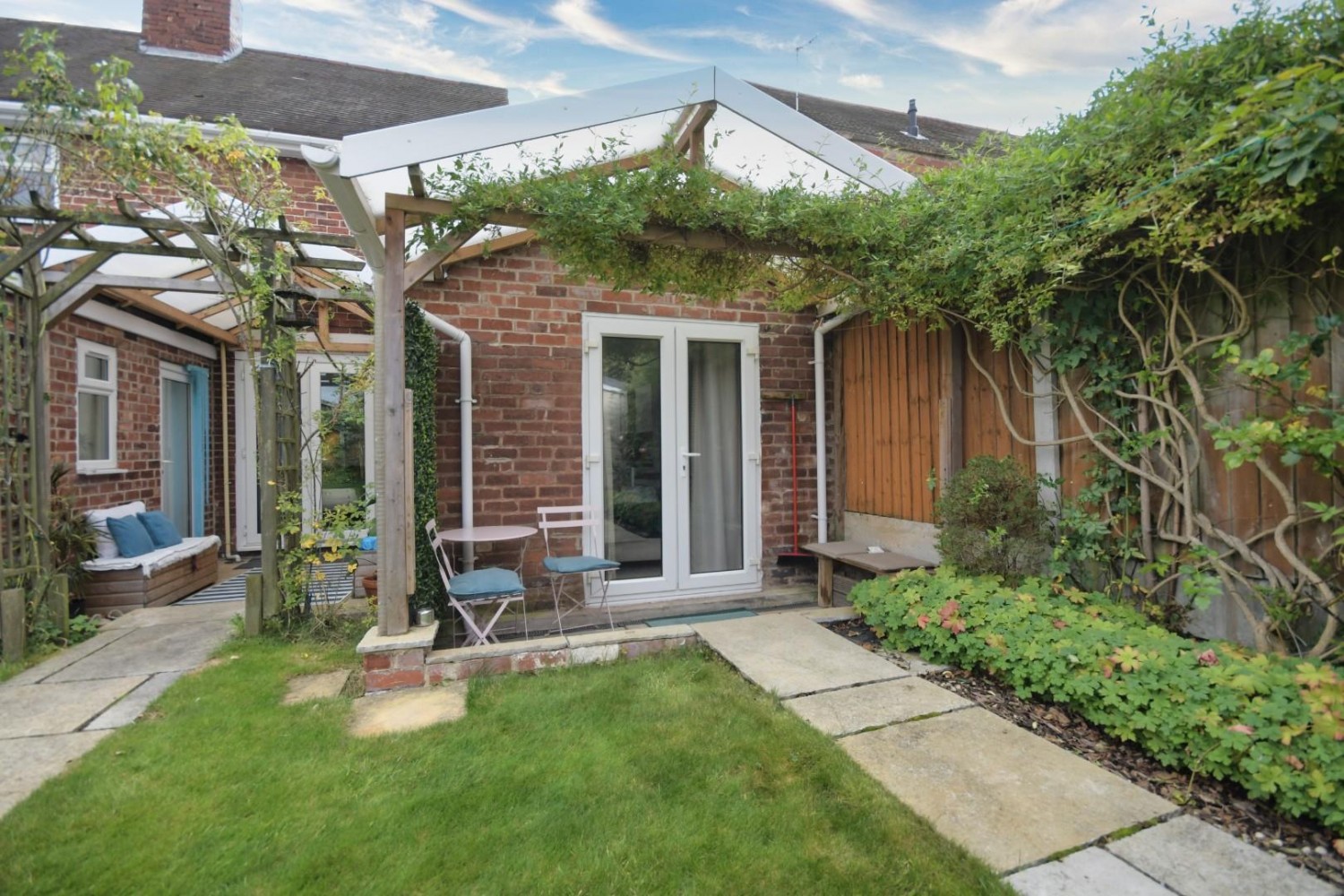 4 bedroom House for sale in Queen Victoria Road, New Tupton, Chesterfield