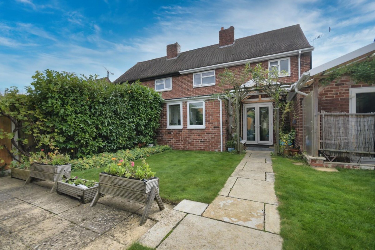 Queen Victoria Road, New Tupton, Chesterfield