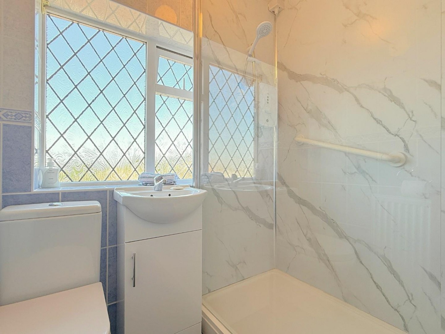 2 bedroom House for sale in Thorpe Road, Pudsey