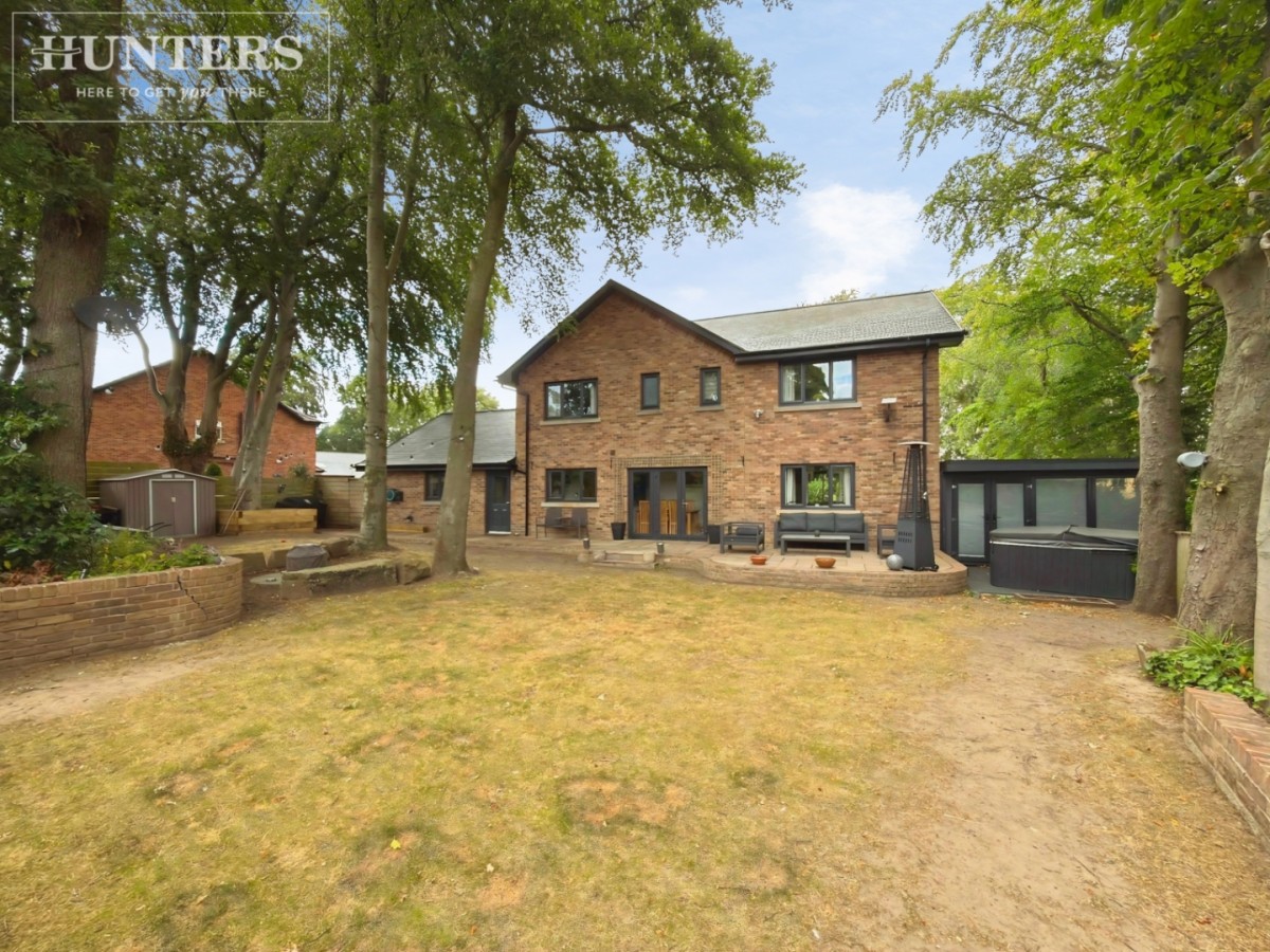 Woodroyd Gardens , Wood Walk, Wombwell