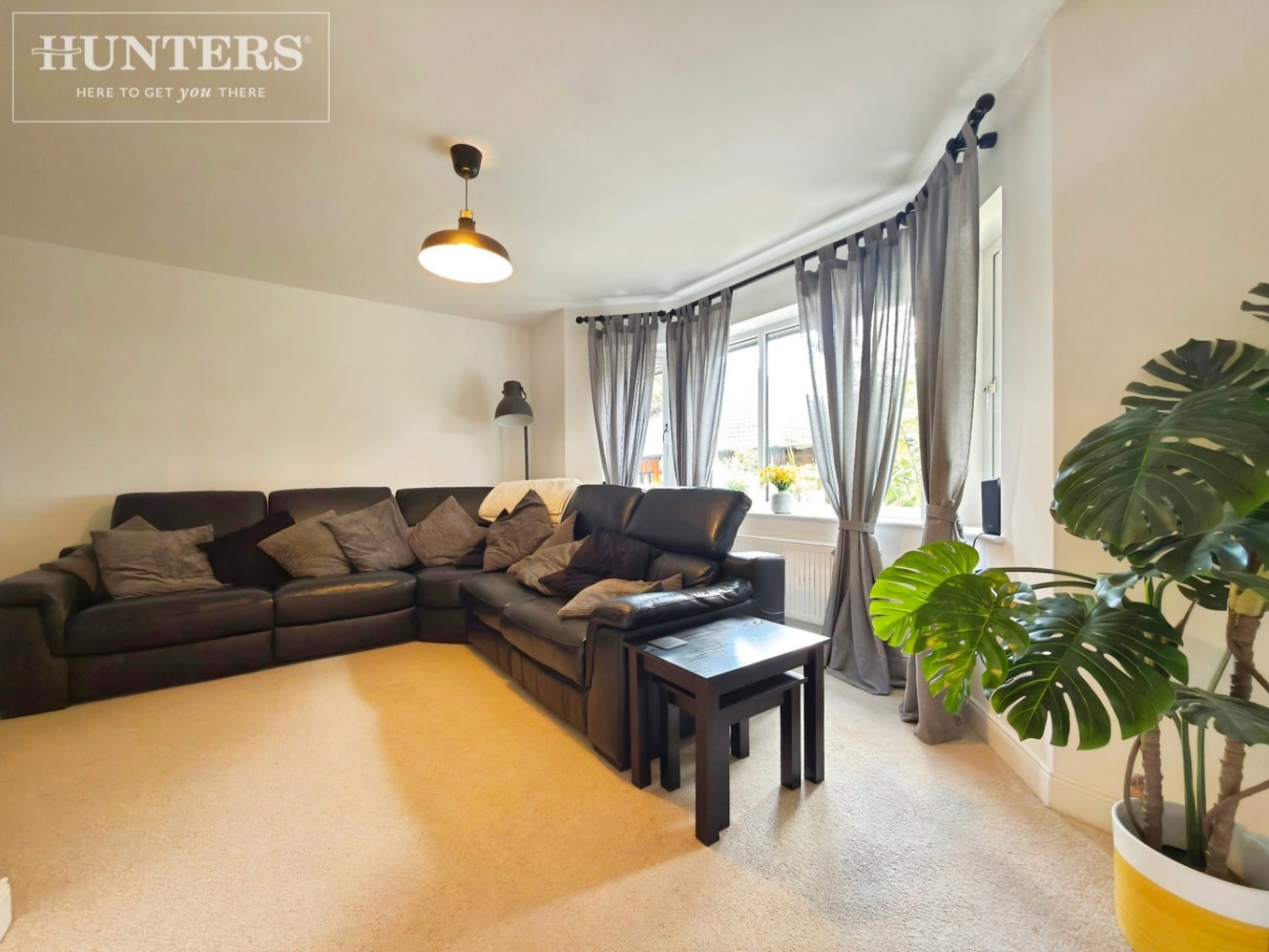 4 bedroom House for sale in Woodroyd Gardens , Wood Walk, Wombwell