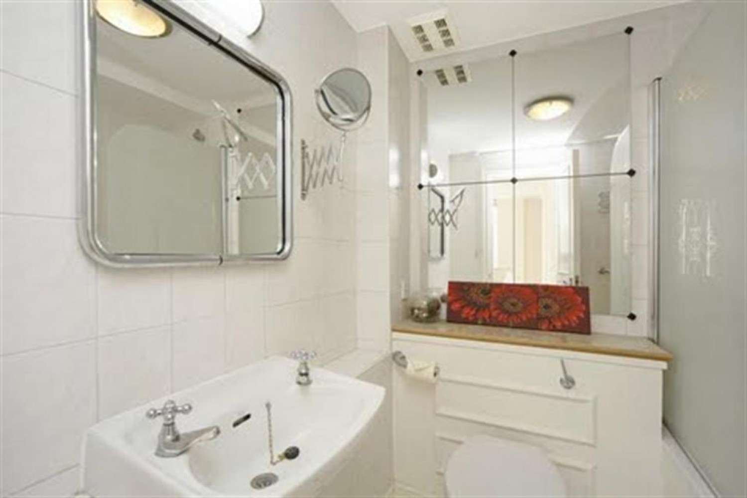1 bedroom Flat to let in Chelsea Cloisters, Sloane Avenue, SW3
