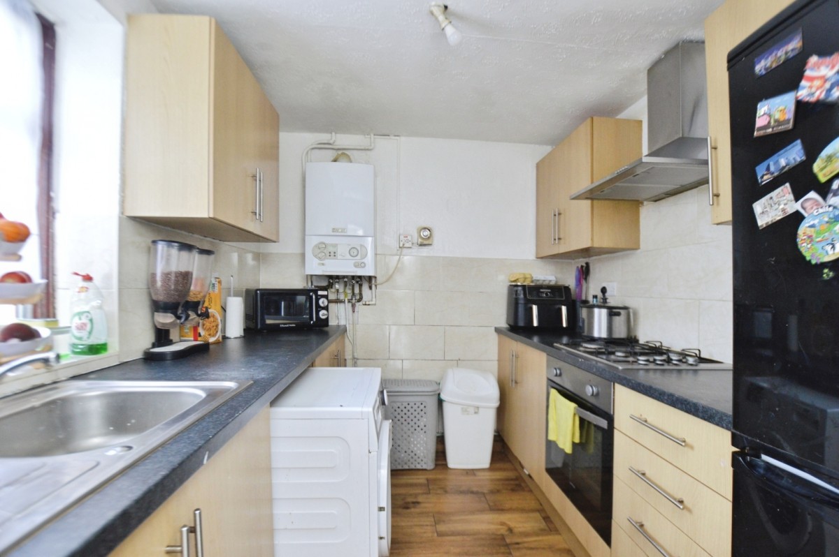 Mansfield Road, Ilford IG1 3AZ