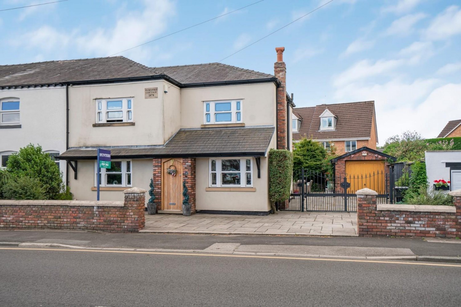 4 bedroom House for sale in Newton road