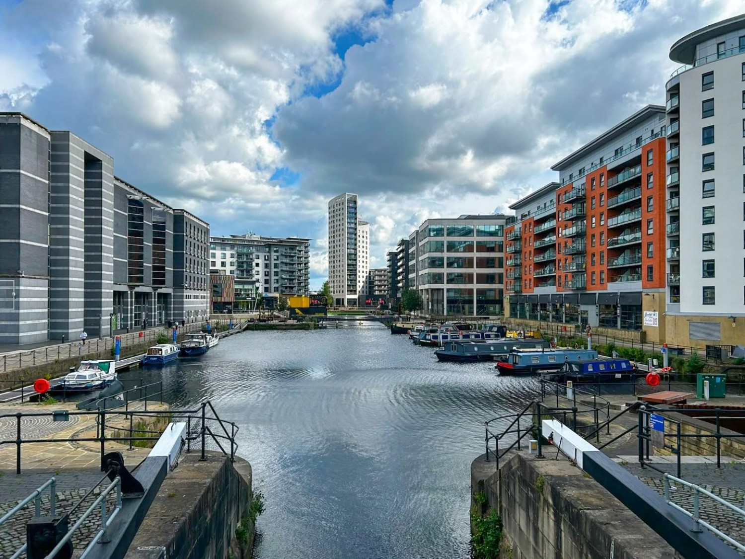 1 bedroom Flat for sale in Clarence House, The Boulevard, Leeds