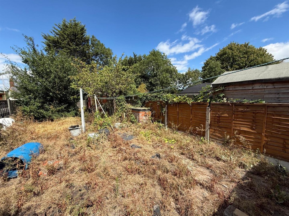 Ridge Grove, Stourbridge, DY9 7PY
