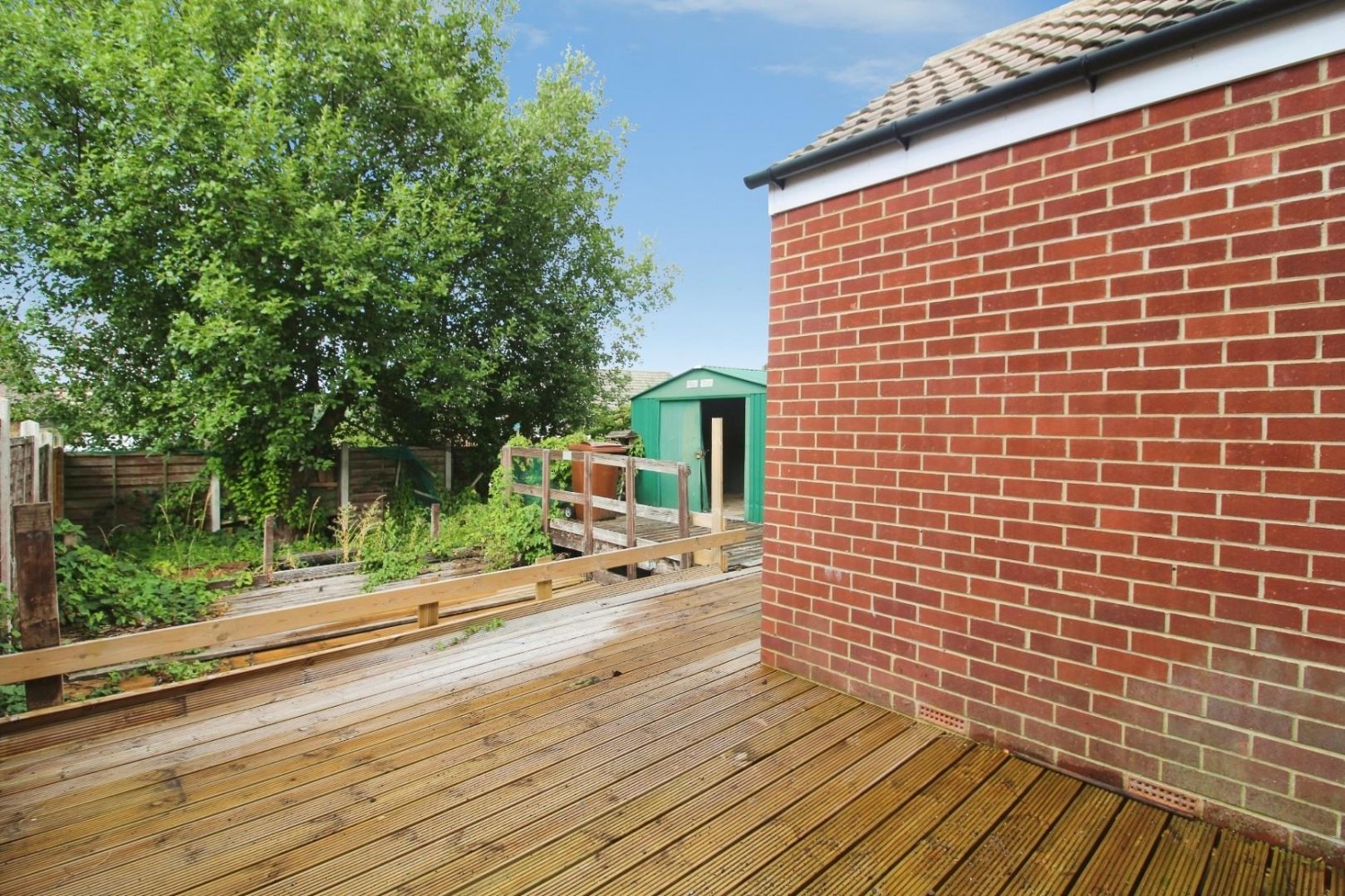 4 bedroom House for sale in Harley Terrace, Leeds