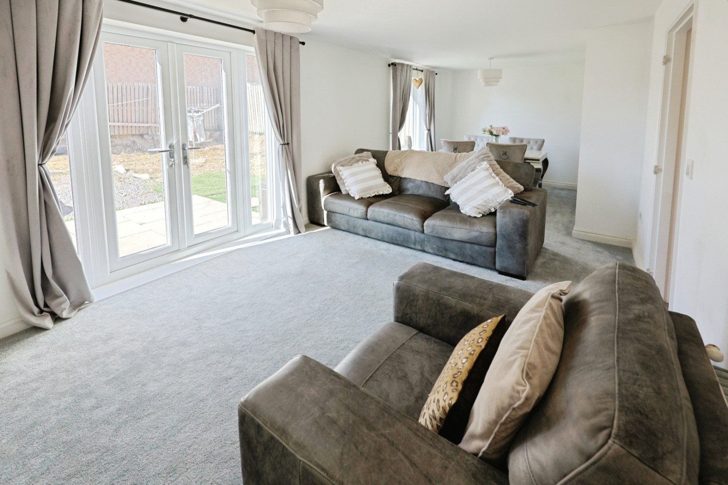 4 bedroom House for sale in Woodside Meadows, Auckland Park, Bishop Auckland