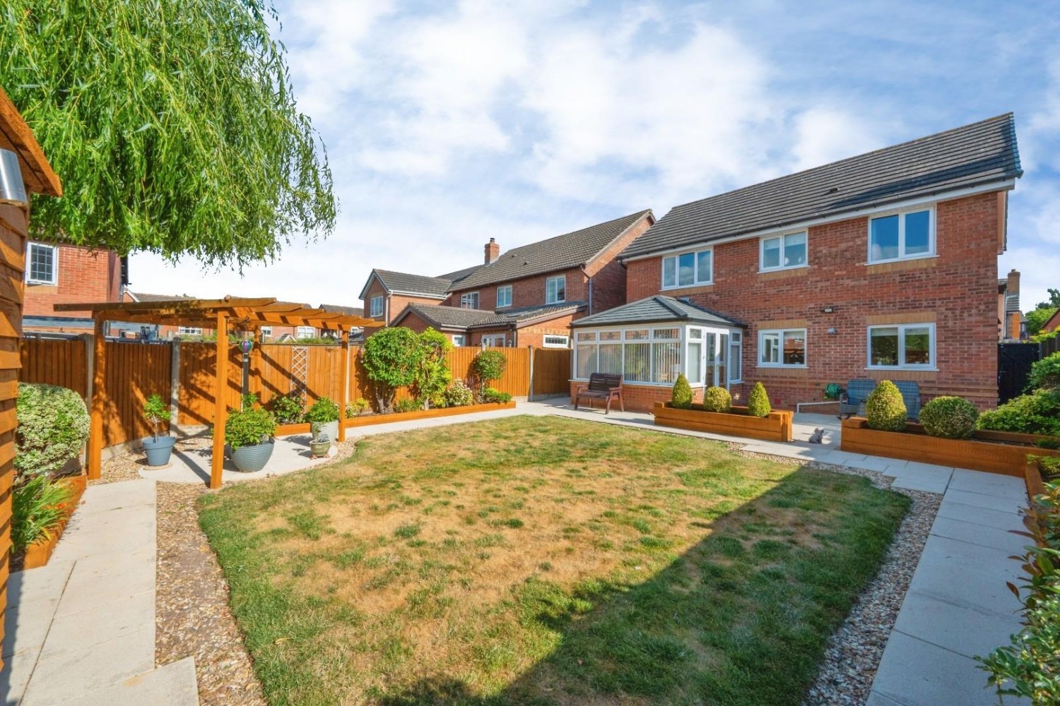4 bedroom House for sale in Talland Avenue, Amington, Tamworth