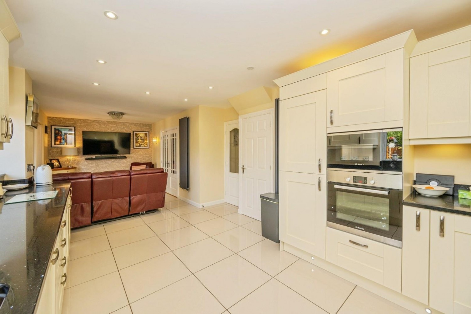 4 bedroom House for sale in Talland Avenue, Amington, Tamworth