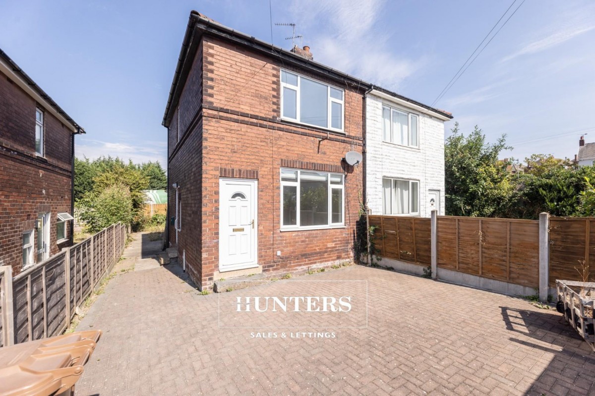 Pontefract Road, Ferrybridge, Knottingley